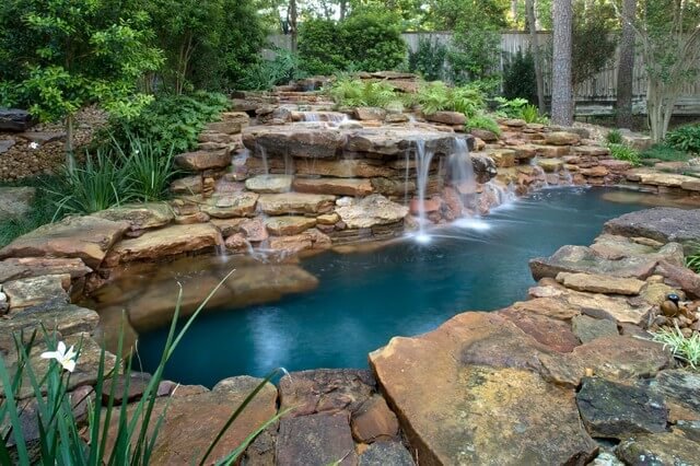 kolam renang natural