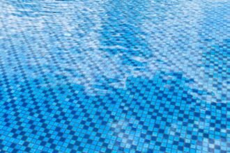 Perbedaan Mosaic & Keramik Motif Mosaic