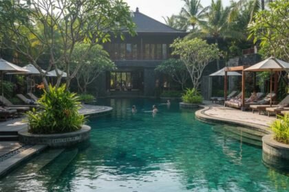 Perawatan Kolam Batu Alam, Teraso, Mozaik/Keramik