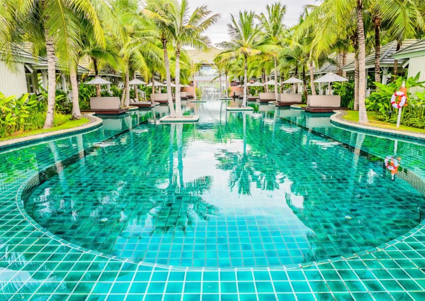 Perlukah Batu Alam pada Kolam Renang Dicoating