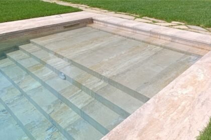 Batu Alam untuk Kolam Renang Apakah Perlu Dipoles