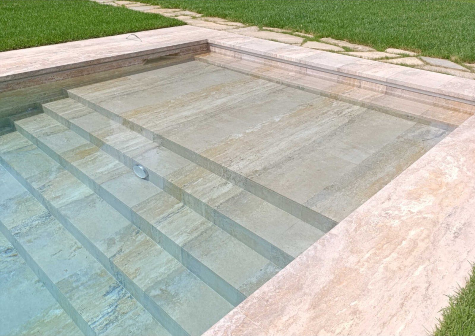 Batu Alam untuk Kolam Renang Apakah Perlu Dipoles