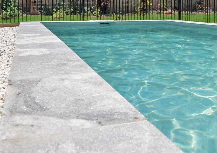 Bercak Putih Pada Batu Alam