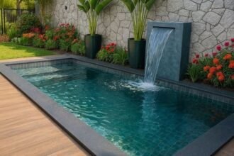 Kenapa Kolam Renang Berbau Busuk?