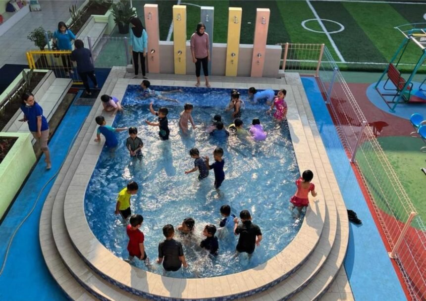 Ketahui Kolam Renang untuk Anak TK
