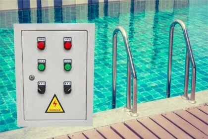 Fungsi Panel Otomatis untuk Kolam Renang