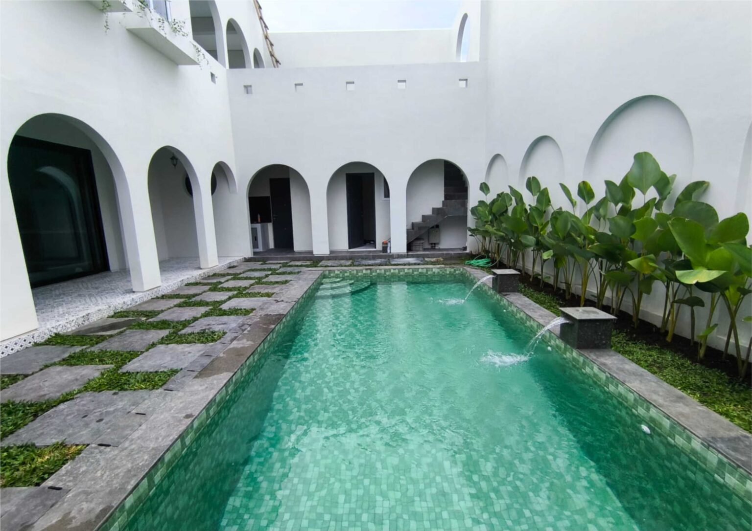 Kolam Renang di Purwomartani Kalasan